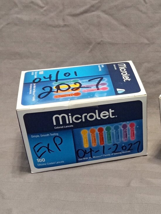 Microlet Other - Ascensia Microlet Colored Lancets Single 100 count box (sealed box, unopened)